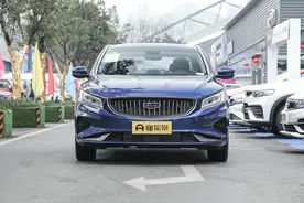 吉利博瑞搭载1.8T动力，轴距超2.8米，每月养车费用1813元？图片