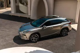 雷克萨斯RX300 不止颜值图片