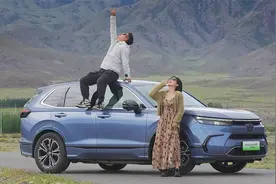 走新疆最美自驾路线，不充电只用油的插混车能跑多远？