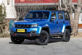 听说你买车要求多，可以看看北京BJ40图片