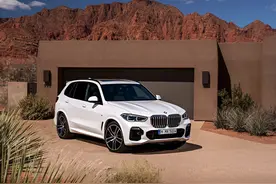 中期改款宝马X5强势来袭！内饰大改+全新动力，GLE、Q7相视无言！图片