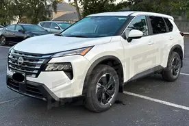 日产奇骏完成中期改款，换装“新脸”，外观更精致，可选2.5L动力图片