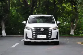 配置高，不到15万，油耗低，大七座传祺M6购车推荐图片