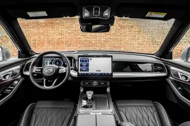 18.68万起售，车长4980mm，入门配备2.0T+8AT，带你看传祺GS8图片