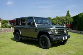 全新212越野车将于7月25日预售，搭载2.0T发动机，价格会涨吗？图片