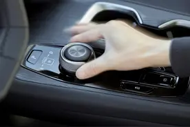 比起机械挡把，电子挡把真的好吗？机械挡把注定要淘汰？图片