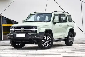 坦克300城市版首推“很有型”，颜值高，配置爽图片