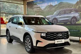 花5座的价格买7座的燃油SUV，福特锐界L限时优惠后不到20万？图片