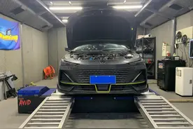 长安蓝鲸1.5T性能是否有挖掘的潜力？UNIV加速、马力机测评图片