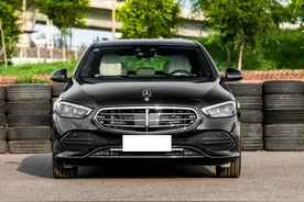 奔驰C级：解析C 260 L车型，全系唯一立标方案！图片