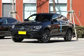 试驾奔驰GLC轿跑，轴距2873mm，配2.0T+9AT动力，适合家用吗？图片