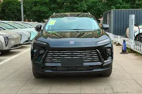 全新别克昂科威Plus已到店 怀挡返场 老款能不能抄底？图片