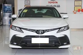 广汽丰田凯美瑞：解析2.5G 豪华版，对比锋尚版有什么不同？图片