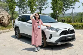 买合资紧凑型SUV，为什么说绕不开丰田RAV4荣放？体验后我才明白