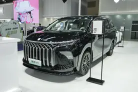 比腾势D9便宜，比传祺M8省油，大七座布局，这款中大型MPV香吗？图片