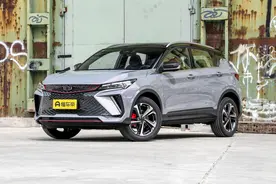 自主小型SUV巅峰对决！缤越COOL、长安CS35 PLUS和领克06如何选？图片