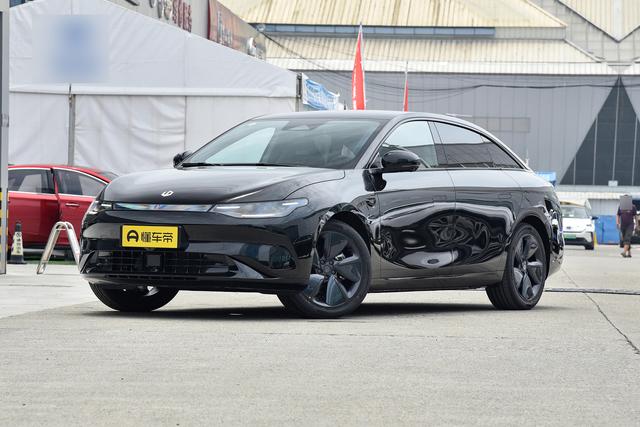 新车 | 高德地图/车机应用优化，2021-2023款零跑C11/C01推OTA升级