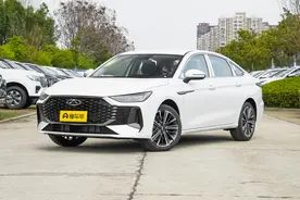 新车 | 限时红包价10.39万元起/搭1.6T+7DCT，奇瑞艾瑞泽8 PRO上市图片