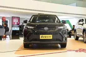 体验锋兰达精英版，售价12.58万元，外观个性，搭2.0L自吸发动机图片