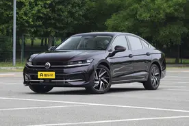 新车 | 全新大众迈腾正式下线，将于7月9日上市，1.5T/2.0T动力可选图片