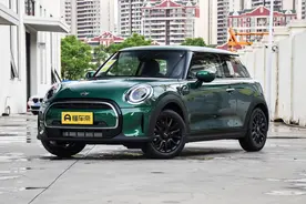 为女生打造，造型复古、时尚，19.98万起，2023款MINI咋样？图片