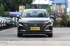 浅析长安逸动1.6L手动豪华型，售7.79万，带远程启动，适合家用图片