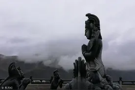 小说：他一向惧内畏畏缩缩，小伙一番话，他竟然狠狠扇了妻子巴掌图片