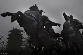 小说：朱雄英吃蛋糕，哪个孩子能拒绝奶油呢？图片