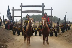 小说：张角枉死不能入地府，只能在大槐树下徘徊图片