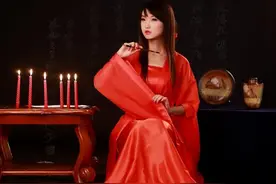 为了做出最美的红色釉，窑工女儿以身殉炉，用血肉给釉上色图片