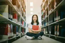 小说：出马仙羞辱我，我感到身上有股力量涌出，他就跪地上喊爷爷图片