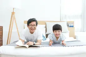 单翅鸟图片