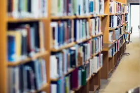 曾经的印度“贱民”生活有多惨？谁敢施以援手，就要上缴罚款图片