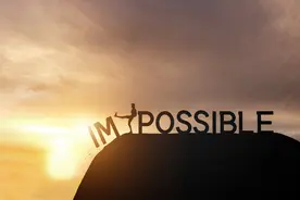 回顾生物学家珍妮·古道尔的童年，看她从小和动物结下的不解之缘图片