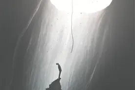 小说：他居然当中尿裤子，实在是丢大人了图片