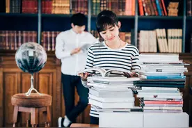 小说：放开我！我不要玩游戏，让我回去继续做梦！！！图片