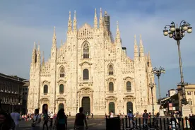 少女与妹妹从小害怕打雷，不料一个雷雨夜夺走了妹妹的生命！图片