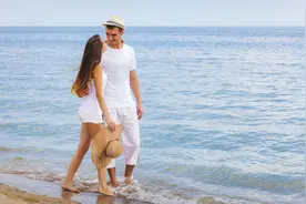 小说：高考后，落榜生严笑笑直接穿越到了《巴啦啦小魔仙》图片