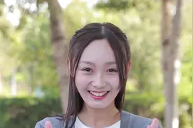 短剧：车牌突然不见应该怎么办？听听美女怎么说，涨知识啦视频封面