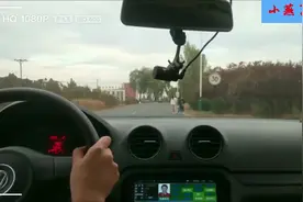 实拍美女练习科目三全过程，操作画面你还熟悉吗