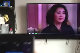 验证投屏后手机能关机不影响播放视频封面