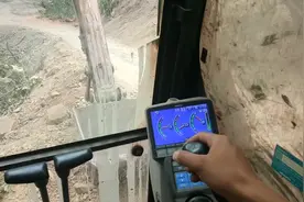 挖掘机世界统一标准操作，看想学的朋友们能记住多少。视频封面