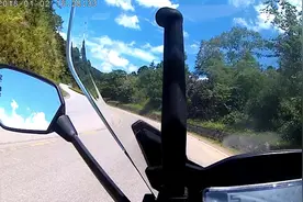 春风400GT摩托跑山压弯精彩剪辑，贴地飞行了解一下视频封面