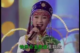 精选童谣歌曲专辑《童心的宫殿》，小美女唱的非常好听！