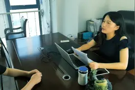 蓝莓李果演绎毕业生面试遇骗局