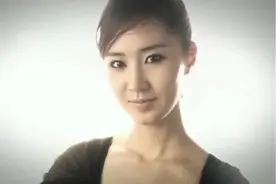 唱的深情！少时里的她居然演过这么悲伤的MV，演技爆发人又美~