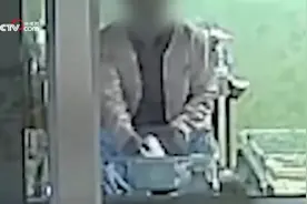 韩国一婴儿因头骨骨折而昏迷不醒 护士对其又扔又打视频封面