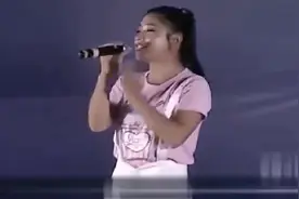 草根歌手姚蓉蓉串烧经典歌曲，唱功确实厉害，太好听了!