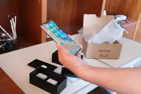 新购华为Mate30 Pro 5G版，做自媒体最佳的拍摄器材，电影四射强视频封面