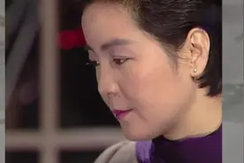 邓丽君写的钢笔字你见过吗？一曲《爱人》凄美动人，这画面太经典视频封面